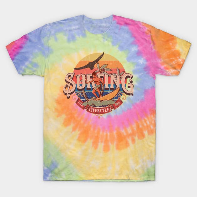 Vintage sun Surfing retro lifestyle distressed T-Shirt by SpaceWiz95